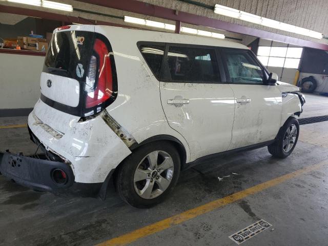 KNDJN2A21J7907897 - 2018 KIA SOUL WHITE photo 3