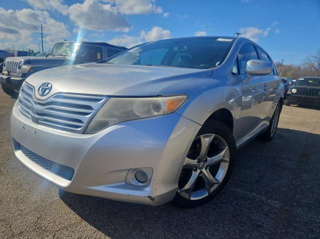 4T3BK3BBXAU033698 - 2010 TOYOTA VENZA SILVER photo 2