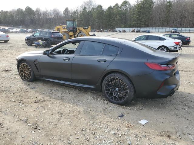 WBSGV0C02NCJ32655 - 2022 BMW M8 BLACK photo 2