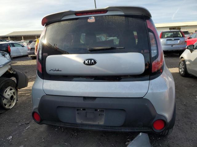 KNDJN2A26E7706129 - 2014 KIA SOUL SILVER photo 6