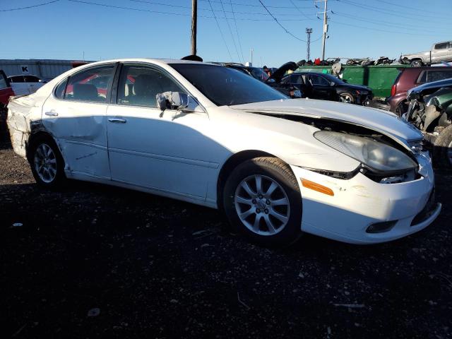 JTHBF30G725022748 - 2002 LEXUS ES 300 WHITE photo 4