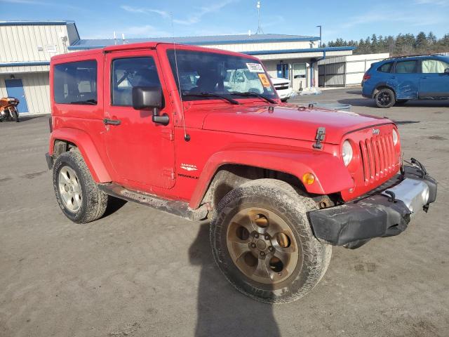 1C4AJWBG8FL533817 - 2015 JEEP WRANGLER SAHARA RED photo 4