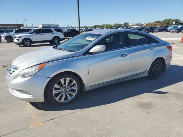 2013 HYUNDAI SONATA SE, 