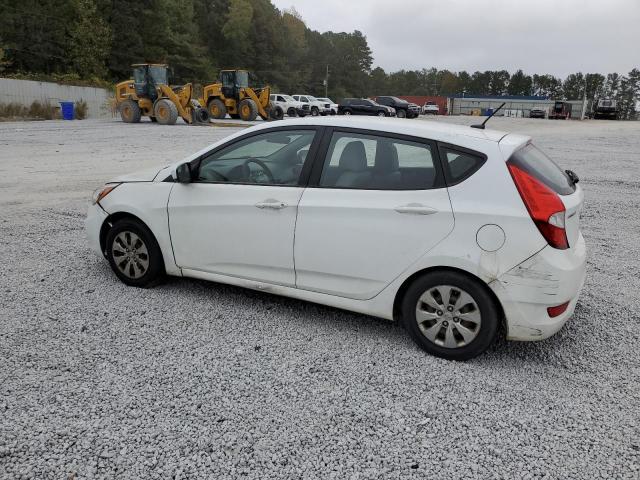 KMHCT5AE7HU320492 - 2017 HYUNDAI ACCENT SE WHITE photo 2