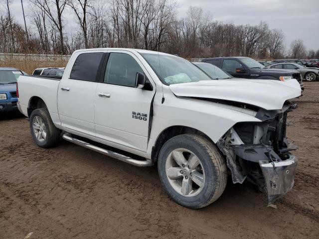 3C6RR7LG5JG226070 - 2018 RAM 1500 SLT WHITE photo 4