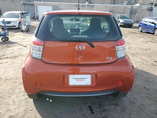 JTNJJXB08CJ015783 - 2012 TOYOTA SCION IQ ORANGE photo 6