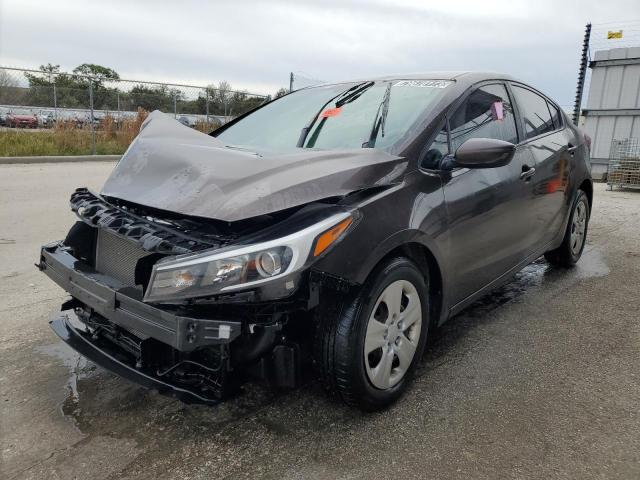 3KPFK4A70JE175719 - 2018 KIA FORTE LX BROWN photo 1