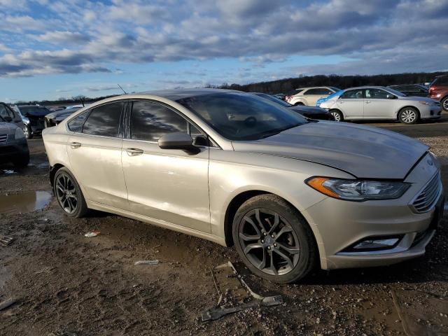 3FA6P0HD3JR231981 - 2018 FORD FUSION SE GOLD photo 4