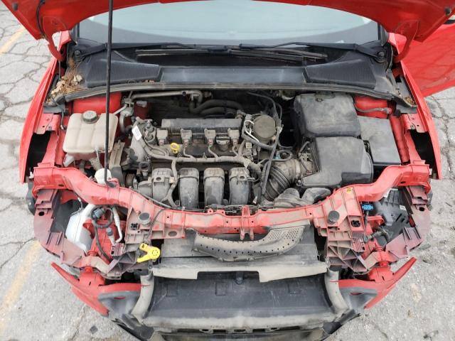 1FADP3F29DL354438 - 2013 FORD FOCUS SE RED photo 11