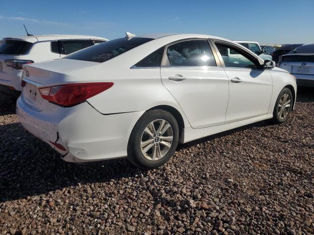 5NPEB4AC9EH925273 - 2014 HYUNDAI SONATA GLS WHITE photo 3