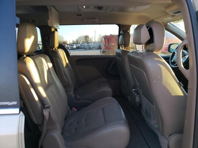 2A4RR8DG0BR798506 - 2011 CHRYSLER TOWN & COU TOURING L GOLD photo 11