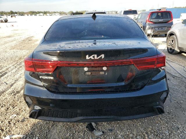 3KPF24AD7PE689968 - 2023 KIA FORTE LX BLACK photo 6