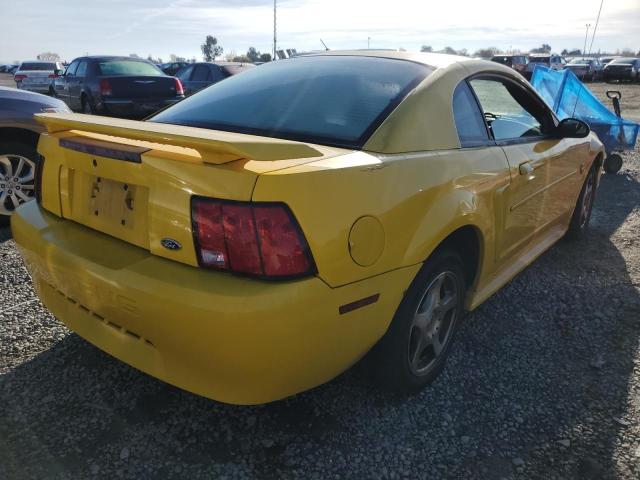 1FAFP406X4F133892 - 2004 FORD MUSTANG YELLOW photo 3
