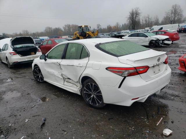 JTNB11HK6J3017902 - 2018 TOYOTA CAMRY L WHITE photo 2