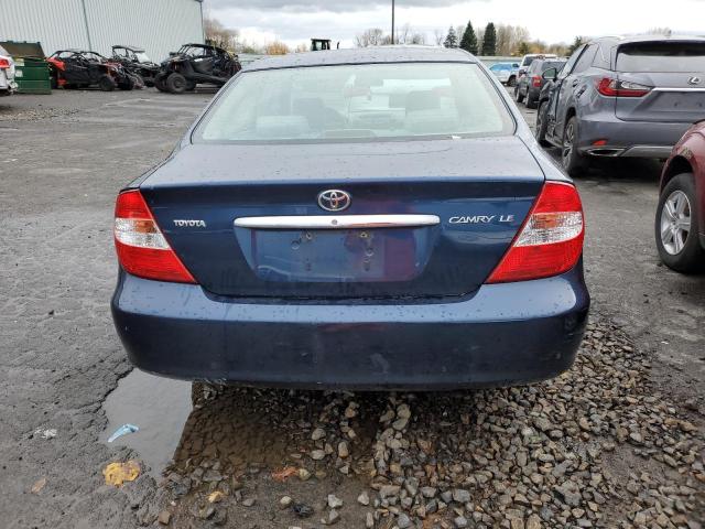 JTDBE32K030143237 - 2003 TOYOTA CAMRY LE BLUE photo 6