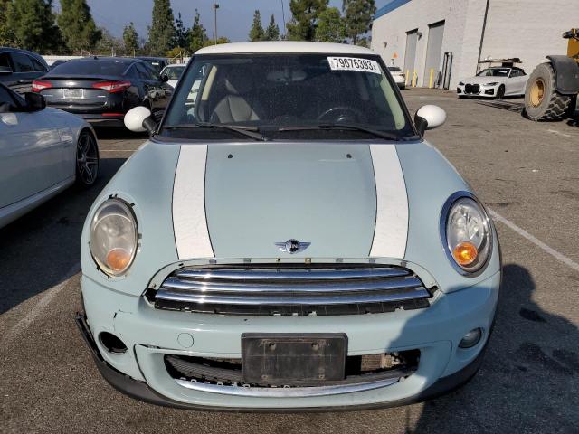 WMWSU3C58DT690989 - 2013 MINI COOPER BLUE photo 5