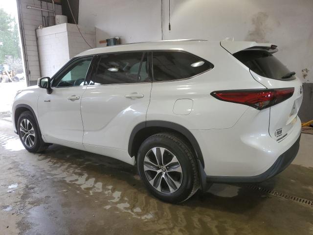 5TDGBRCH6MS033540 - 2021 TOYOTA HIGHLANDER HYBRID XLE WHITE photo 2