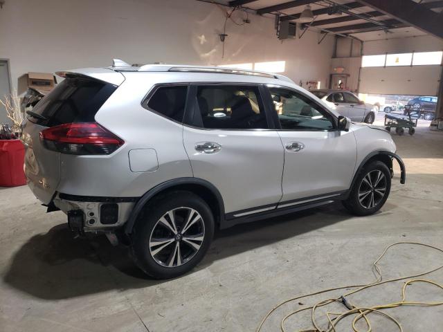 JN8AT2MV2JW306407 - 2018 NISSAN ROGUE S SILVER photo 3