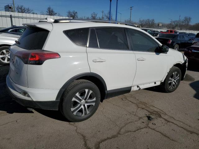 JTMZFREVXHJ106086 - 2017 TOYOTA RAV4 LE WHITE photo 3