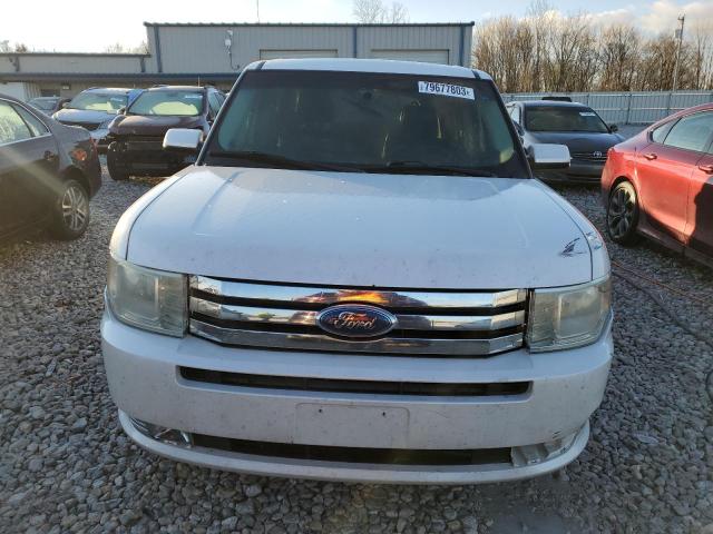 2FMDK52C79BA13965 - 2009 FORD FLEX SEL WHITE photo 5