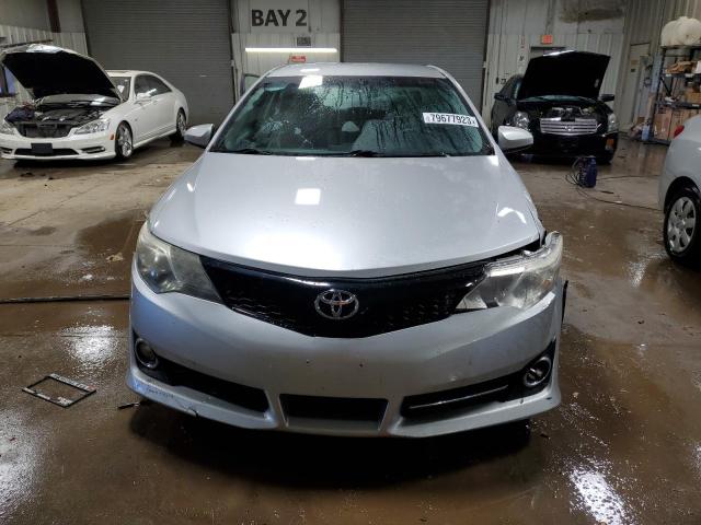 4T1BF1FK6CU135451 - 2012 TOYOTA CAMRY BASE SILVER photo 5