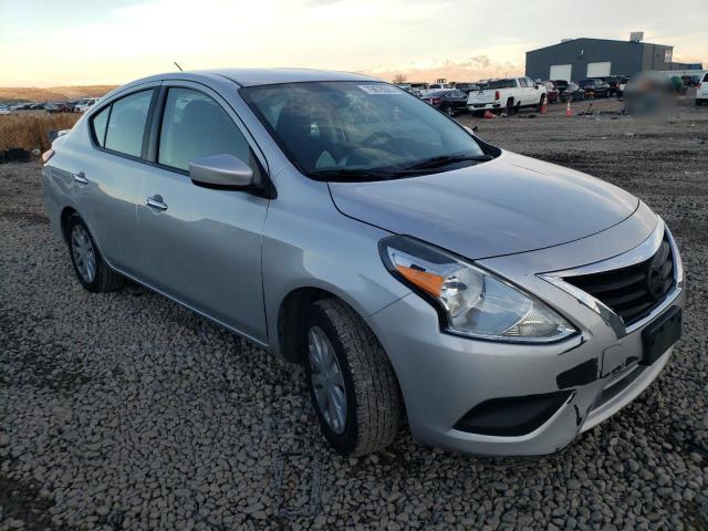 3N1CN7AP1FL839267 - 2015 NISSAN VERSA S SILVER photo 4