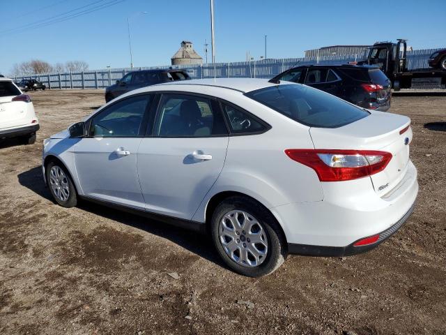 1FAHP3F29CL344217 - 2012 FORD FOCUS SE WHITE photo 2