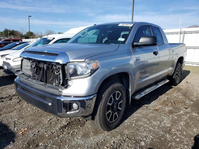 5TFRY5F17JX242063 - 2018 TOYOTA TUNDRA DOUBLE CAB SR/SR5 SILVER photo 1