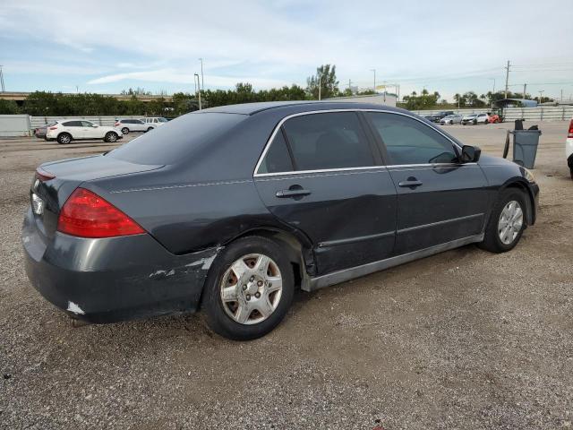 1HGCM56486A003550 - 2006 HONDA ACCORD LX GRAY photo 3