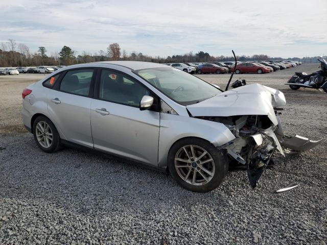 1FADP3F22HL336658 - 2017 FORD FOCUS SE SILVER photo 4