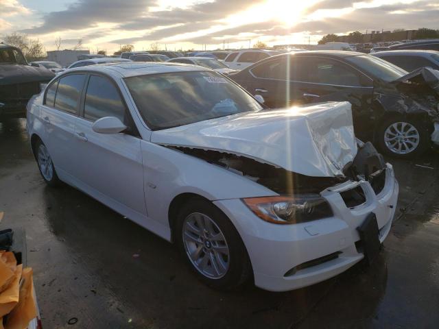 WBAVD13576KV12145 - 2006 BMW 325 XI WHITE photo 4