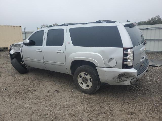 1GNSKJE71CR262776 - 2012 CHEVROLET SUBURBAN K1500 LT SILVER photo 2