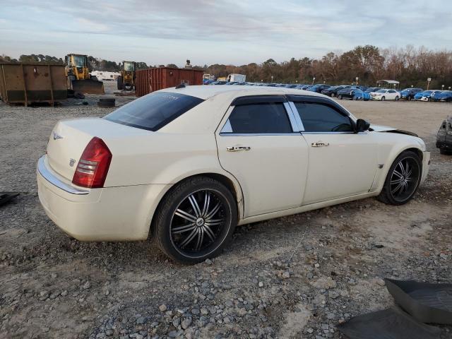 2C3JA63H15H144945 - 2005 CHRYSLER 300 C CREAM photo 3