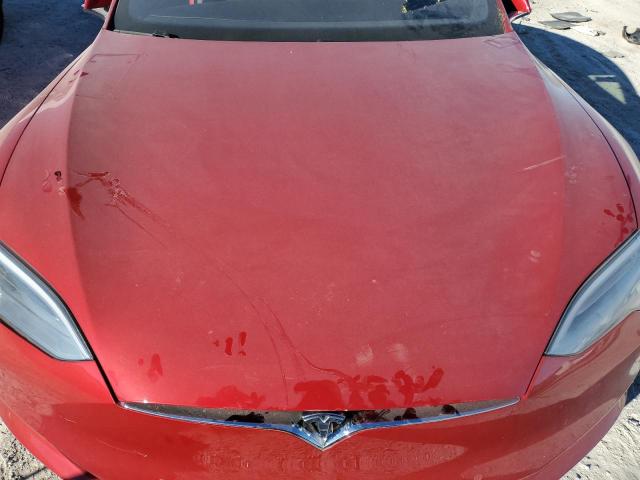 5YJSA1E16GF149523 - 2016 TESLA MODEL S RED photo 11