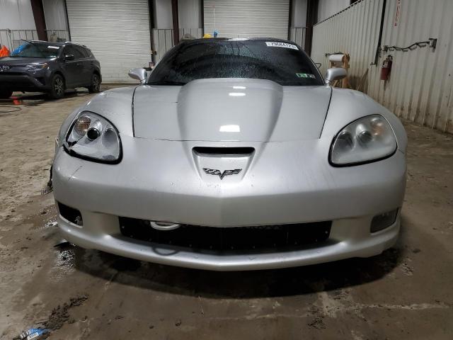 1G1YY24U355131835 - 2005 CHEVROLET CORVETTE SILVER photo 5