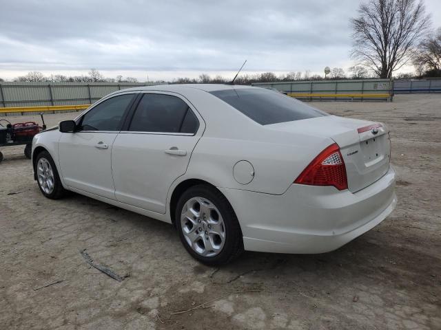 3FAHP0HA4AR255673 - 2010 FORD FUSION SE WHITE photo 2