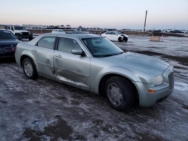 2C3JA53G95H179847 - 2005 CHRYSLER 300 TOURING GRAY photo 4