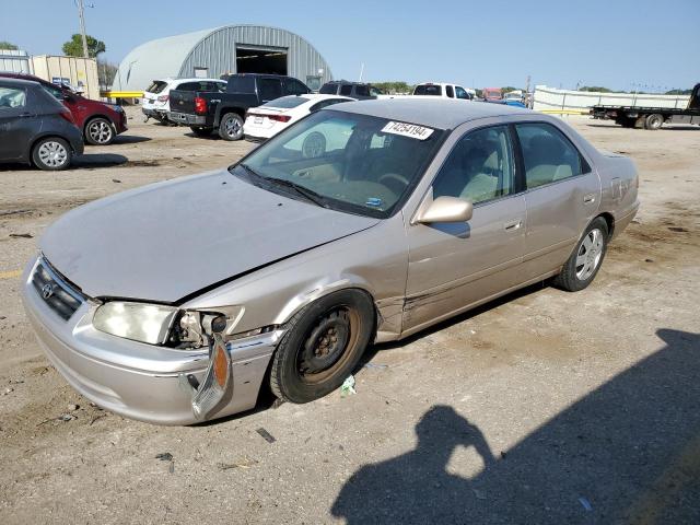 2000 TOYOTA CAMRY LE, 