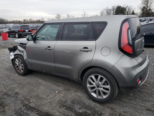 KNDJP3A57K7010580 - 2019 KIA SOUL + GRAY photo 2