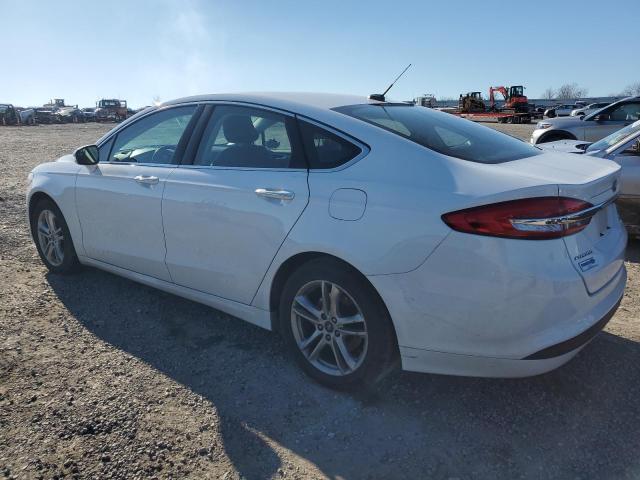 3FA6P0HD1JR198124 - 2018 FORD FUSION SE WHITE photo 2