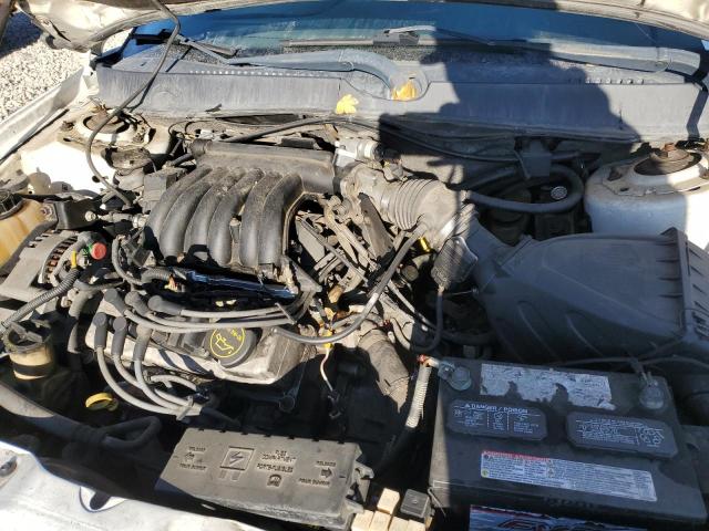 1FAFP55212G243264 - 2002 FORD TAURUS SES WHITE photo 11