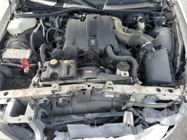 1LNHM81WX4Y623802 - 2004 LINCOLN TOWN CAR EXECUTIVE SILVER photo 11