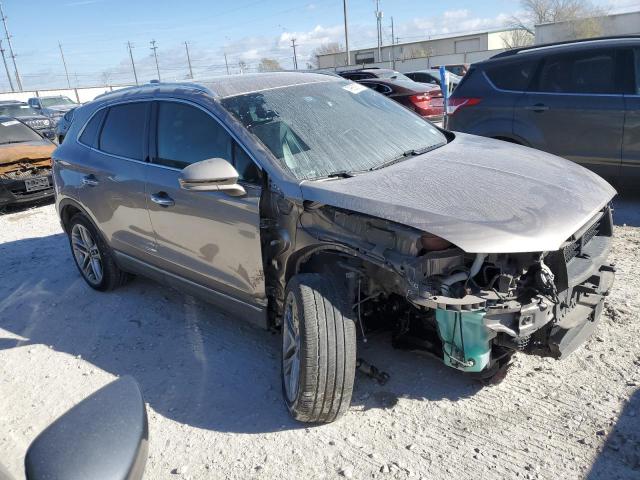5LMTJ3DH3KUL02995 - 2019 LINCOLN MKC RESERVE SILVER photo 4