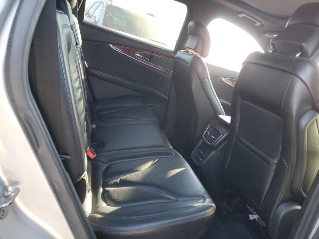 2LMPJ6LR3HBL30413 - 2017 LINCOLN MKX RESERVE SILVER photo 10