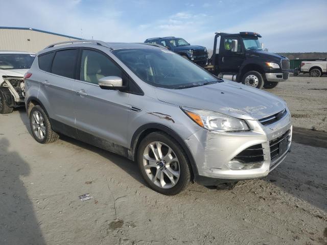 1FMCU9J9XFUC66660 - 2015 FORD ESCAPE TITANIUM SILVER photo 4