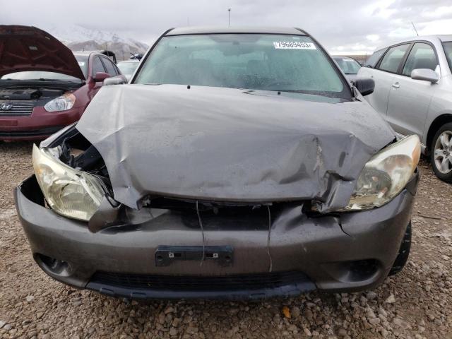 2T1KR32E85C509162 - 2005 TOYOTA COROLLA MA XR BROWN photo 5