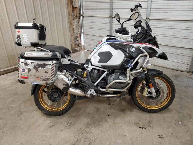 WB10M1308M6D72016 - 2021 BMW R 1250 GS ADVENTURE WHITE photo 1