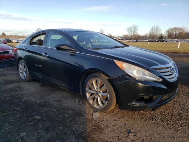 5NPEC4AC0DH507583 - 2013 HYUNDAI SONATA SE BLACK photo 4