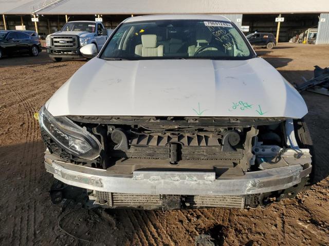 1HGCV1F5XJA208777 - 2018 HONDA ACCORD EXL WHITE photo 5