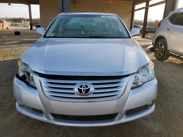 4T1BK36BX8U320438 - 2008 TOYOTA AVALON XL SILVER photo 5